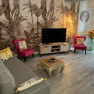 Gorgeous 2 Bedrooms Apartment
